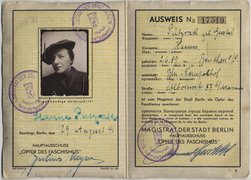 Hanne Putzrath’s identity card as an officially recognized victim of fascism, issued August 29, 1946.