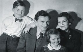 The Wicklund family in Norway, around 1954.