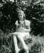 Fotografie: Angelica Bäumer in Großarl, Sommer 1944