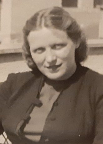 Ruža Fuchs, Zagreb, 1943.