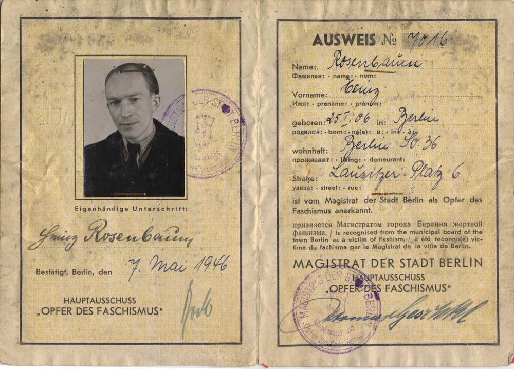 Fotografie: Ausweis als „Opfer des Faschismus“ von Heinz Rosenbaum, 7. Mai 1946