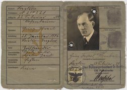 Heinz Rosenbaum’s identity card with a printed J, issued in Berlin on February 23, 1939, with a note added in Russian after the war reading “еврей” (Jew).