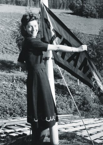 Betzy Rosenberg in Byneset, 1945.