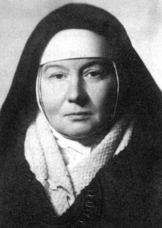 Maria Mikulska in her nun’s habit before her arrest, 1941.
