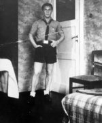Fotografie: Eugen Herman in der HJ-Uniform von Horst Winkler, Luckenwalde 1943