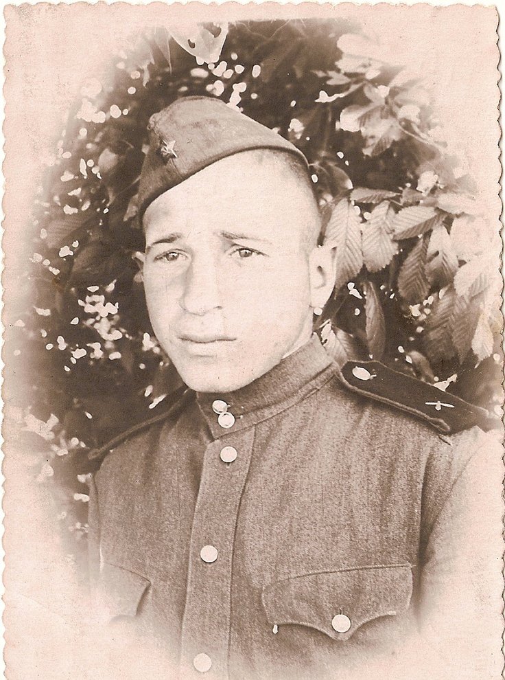 Fotografie: Josif Lewin als Soldat der Roten Armee, 1953
