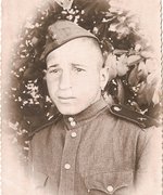 Fotografie: Josif Lewin als Soldat der Roten Armee, 1953