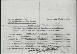 Bescheinigung der Stapoleitstelle Berlin für Agnes Wendland über ihr „Ausscheiden aus der Gemeinschaftsverpflegung“, Berlin, 14. März 1945