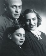 Samuel Bak, his mother Mitzia, and his stepfather Natan Markowsky in a Displaced Persons camp in Landsberg am Lech, 1947.