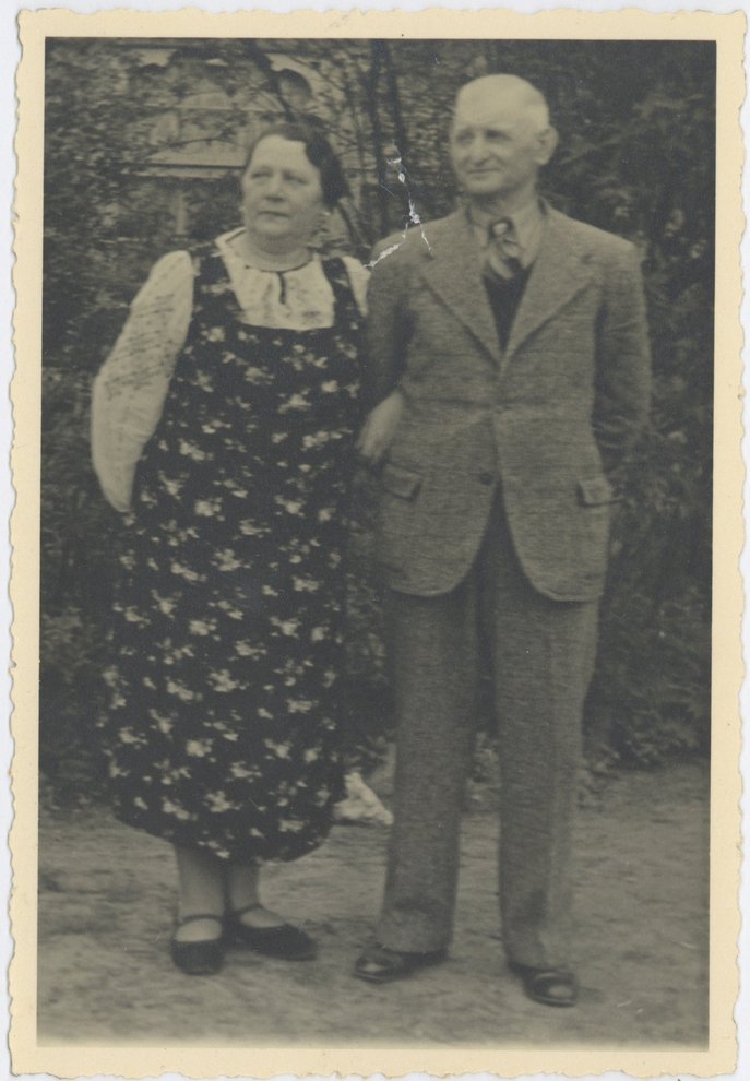 Fotografie: Lydia Hocke mit ihrem Freund August Weber, um 1940