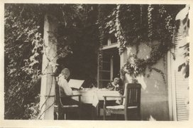 Hilde Rosenthal und ihr Bruder Rudolf Laubhardt, um 1940