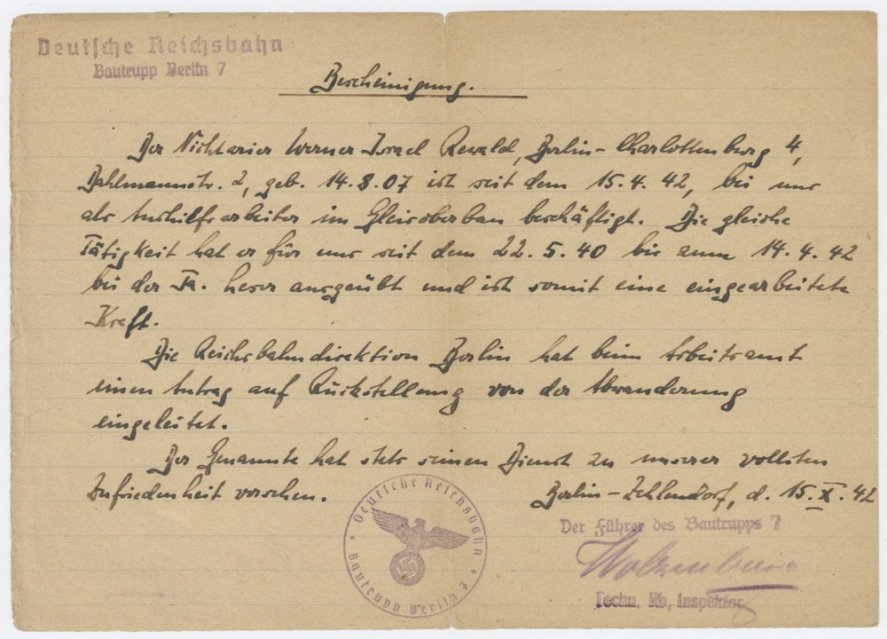 Fotografie: Von Fritz Wolzenburg ausgestellte Bescheinigung, dass Werner Rewald von der Deportation zurückgestellt werden soll, Berlin, 15. Oktober 1942