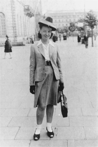 Feigele Peltel on a secret courier mission for the Jewish Combat Organization (Żydowska Organizacja Bojowa), Warsaw, around 1943.