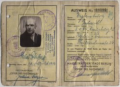 Gerhard Eylenburg’s identity card as an officially recognized victim of fascism, 1946.