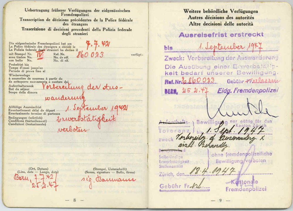 Fotografie: Schweizer Ausländerausweis mit sogenannter Toleranzbewilligung für Käte Lasker, 1942