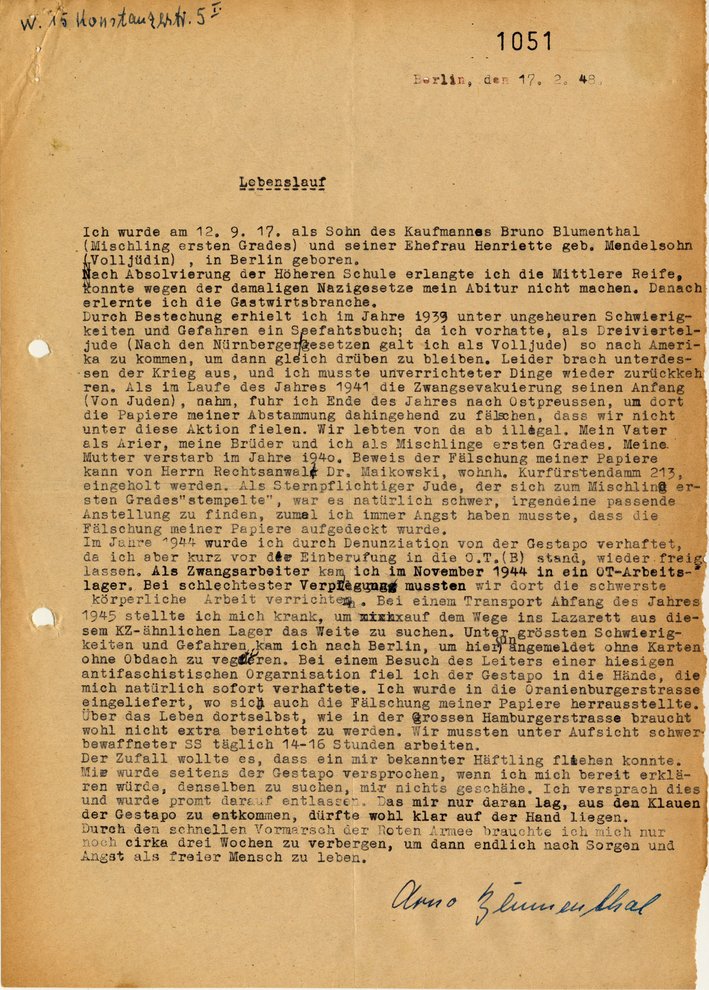 Fotografie: Lebenslauf zum Aufnahmegesuch in den Berliner Verband der Opfer der Nürnberger Gesetze von Arno Blumenthal, 1948