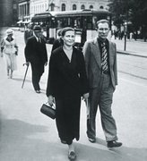 Johanna und Jānis Lipke im Zentrum von Riga, 1940er Jahre