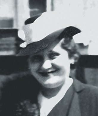 Gabriela Mandil, 1939.