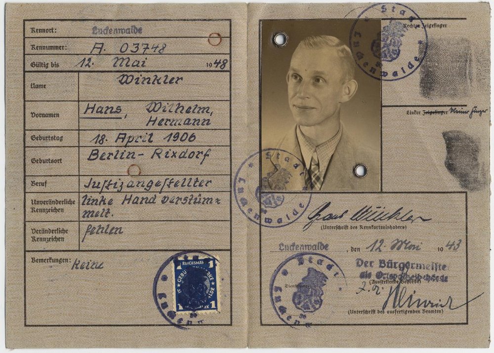 Fotografie: Kennkarte von Hans Winkler, Luckenwalde, 12. Mai 1943