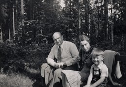 Herbert, Lilli, and Franz Michalski on an excursion, 1939.
