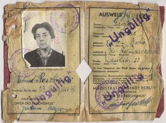 Gertrud Raszkowski’s identity papers as an official Victim of Fascism, 1956.