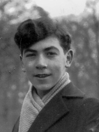 Fotografie: Adolph (Mutz) Böhm in Paris, um 1943