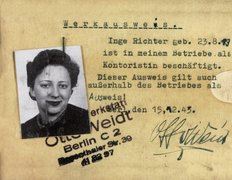 Forged factory identity papers for Inge Deutschkron, issued in the name of Inge Richter, Berlin, December 15, 1943.
