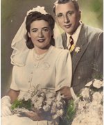 Daisy Karasso and Isaak Moisis’s wedding photo, Thessaloniki, around 1945.
