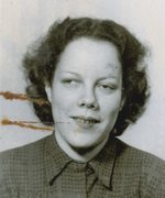 Fotografie: Foto von Marianne Wodrig auf dem Antrag auf Anerkennung als „Opfer des Faschismus“, 1945