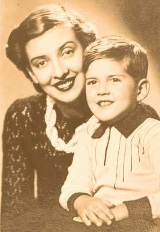 Phaedra Karakotsos and her son Philon, Thessaloniki, around 1944.