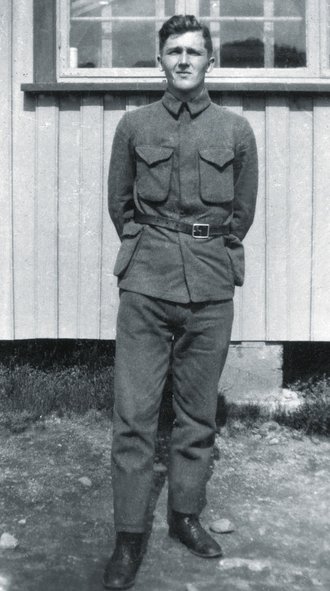 Fotografie: Arne Normann als Soldat in der norwegischen Armee, 1929