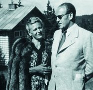 Emilie and Oskar Schindler, presumably shortly after emigrating to Argentina, around 1949.