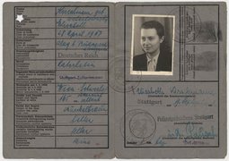Elisabeth Kirschmann’s identity card, 1946.