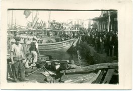 Segelboote der griechischen Volksbefreiungsmarine ELAN in Chalkida, Oktober 1944