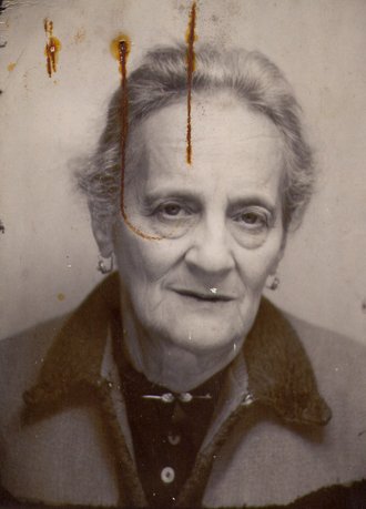Photo: Photo of Selma Seifert from her application for official recognition as a Victim of Fascism, around 1945.