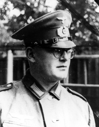 Fotografie: Henry Landes in Wehrmachtsuniform, Luckenwalde, um 1943