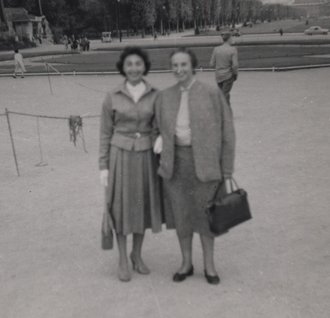Susanne Altmann (left) and Donata Helmrich, Paris, 1954.