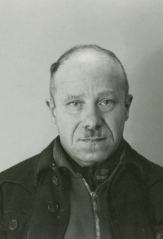 Fotografie: Erkennungsdienstliches Foto von Walter Boldes nach der Festnahme im Februar 1942