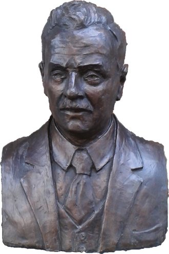Bust of the resistance activist and rescuer Jan Wikkerink, unveiled at Aalten Town Hall on March 30, 1988 and exhibited in the town’s Onderduikmuseum since March 26, 2010.