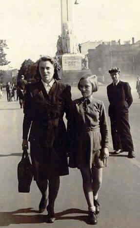 Fotografie: Sofia und Hanna Stern, Riga, um 1949